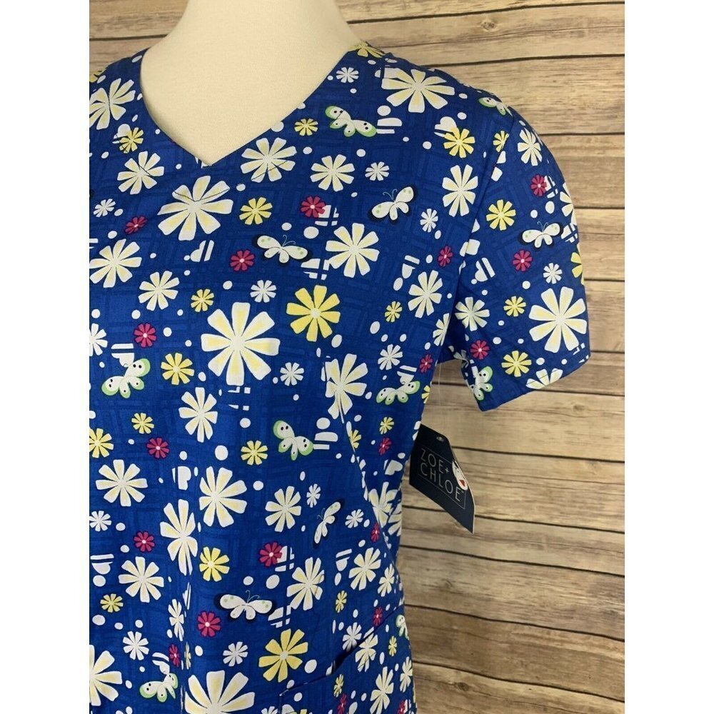 Zoe Chloe NWT Scrub Top Small Blue Floral Butterfly Dot Print V Neck Nursing - Picture 3 of 9